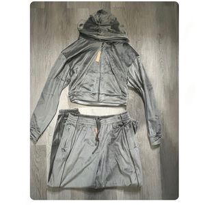NWT SKIMS Velour Set Joggers and Zip-Up